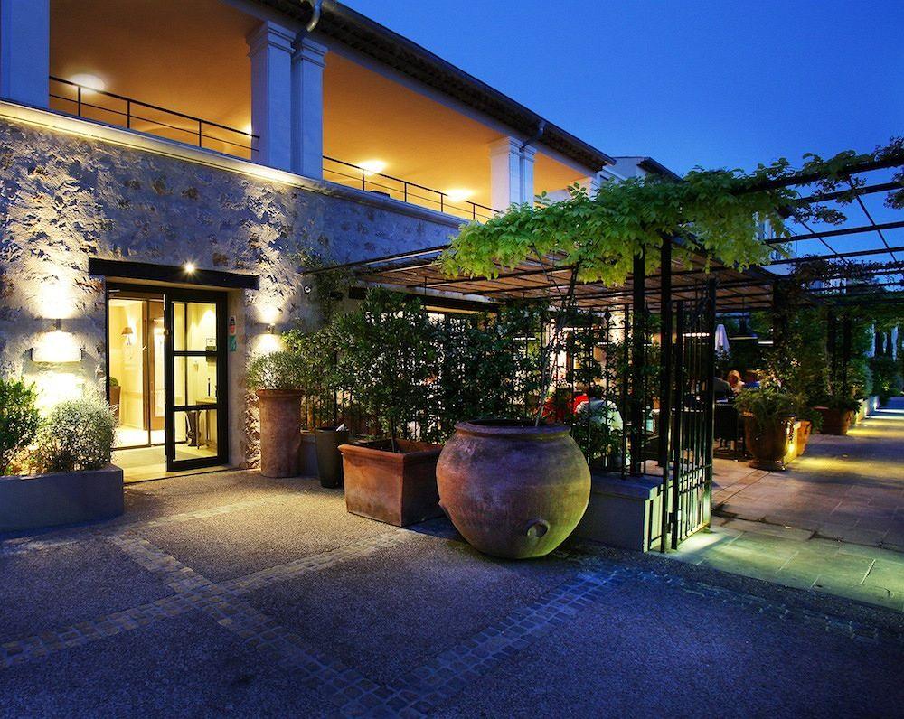 Residence Hoteliere 4 Etoiles Les Mas Du Grand Vallon 穆然 外观 照片