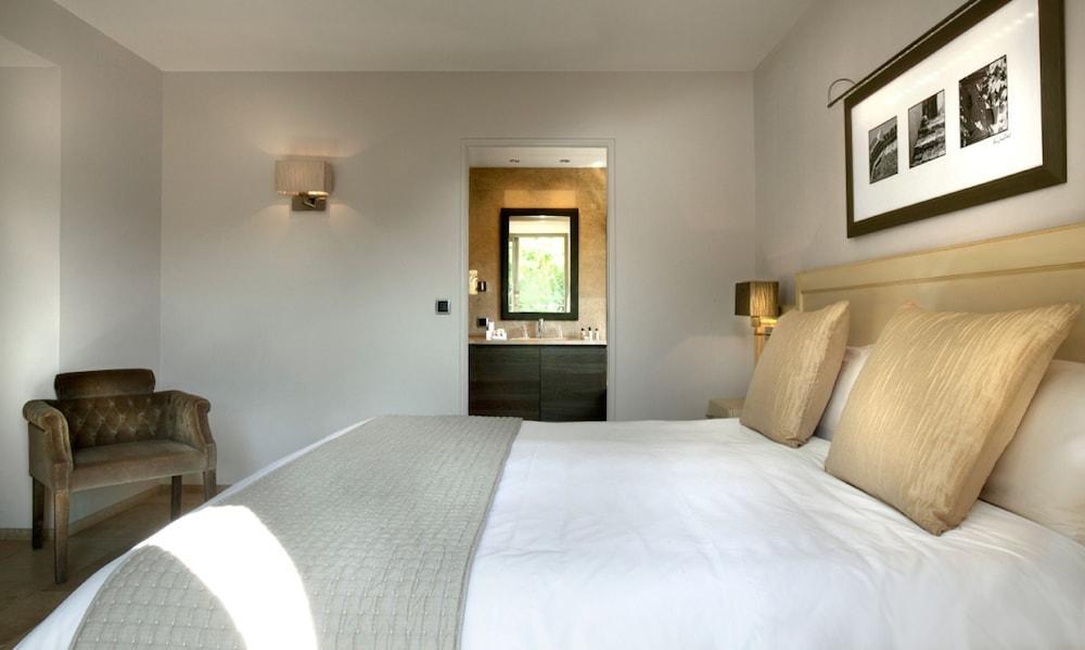 Residence Hoteliere 4 Etoiles Les Mas Du Grand Vallon 穆然 外观 照片