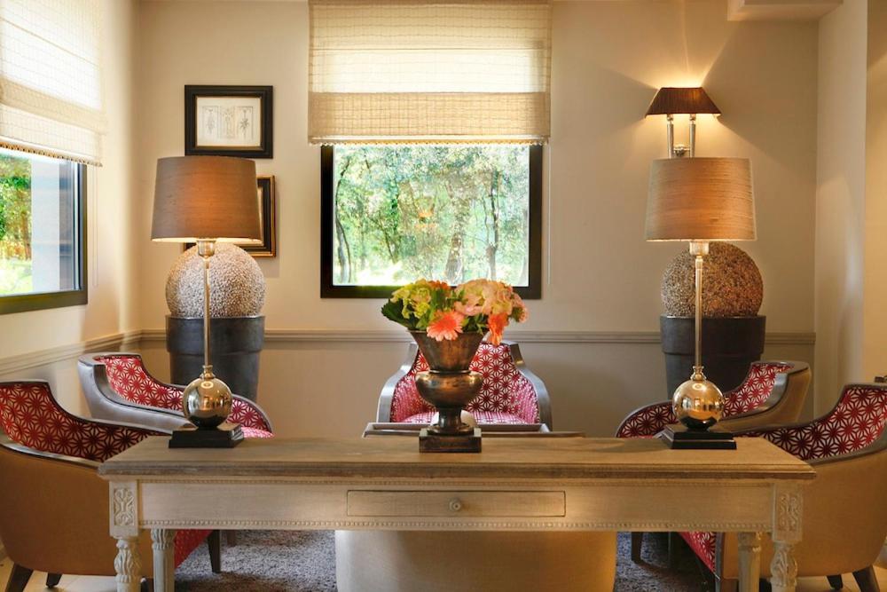 Residence Hoteliere 4 Etoiles Les Mas Du Grand Vallon 穆然 外观 照片