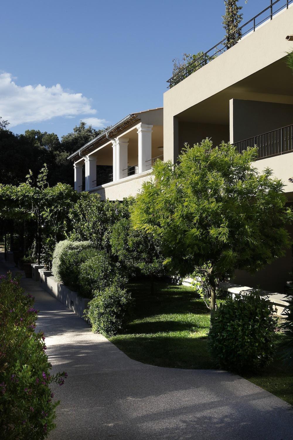 Residence Hoteliere 4 Etoiles Les Mas Du Grand Vallon 穆然 外观 照片