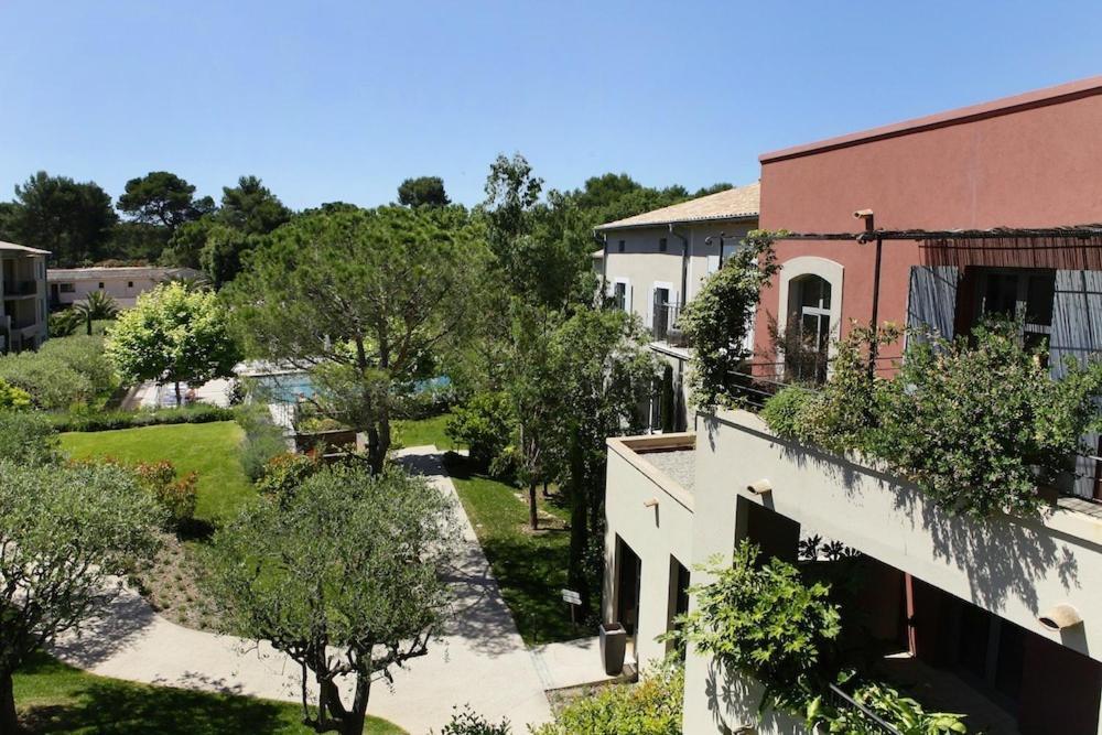 Residence Hoteliere 4 Etoiles Les Mas Du Grand Vallon 穆然 外观 照片