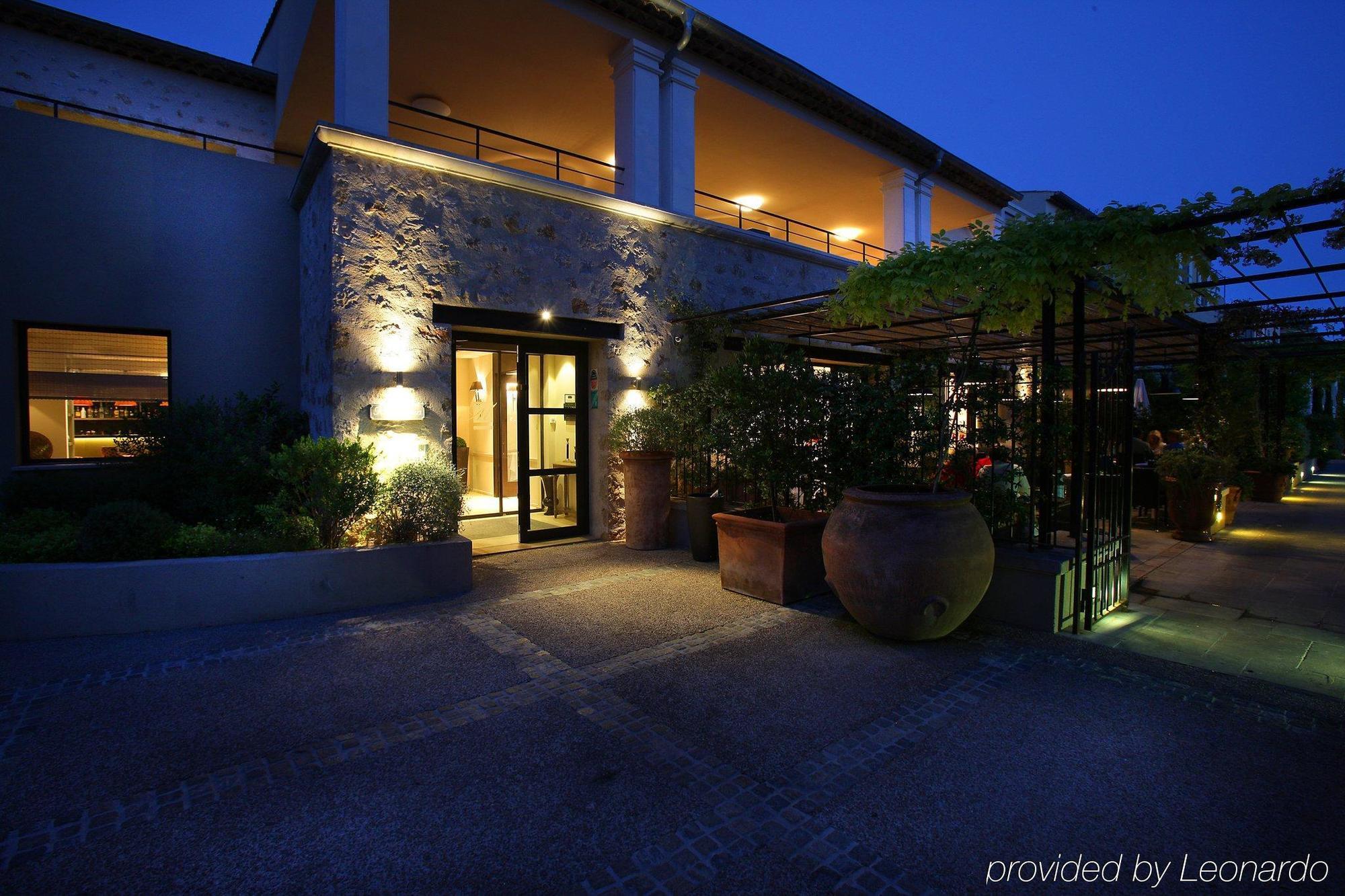 Residence Hoteliere 4 Etoiles Les Mas Du Grand Vallon 穆然 外观 照片